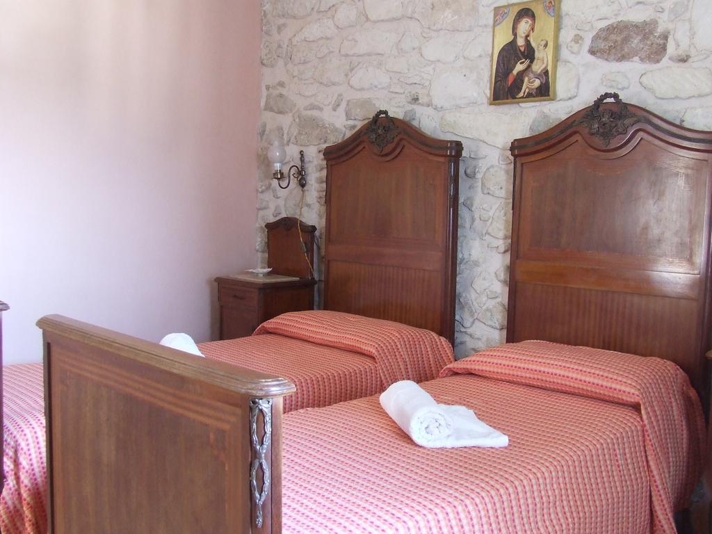 Bed and Breakfast Finestre su Ibla Ragusa Habitación foto