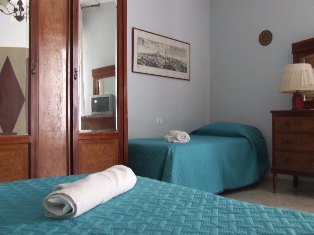 Bed and Breakfast Finestre su Ibla Ragusa Exterior foto