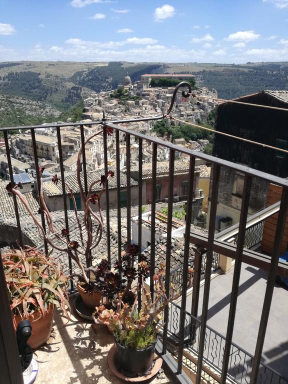 Bed and Breakfast Finestre su Ibla Ragusa Exterior foto