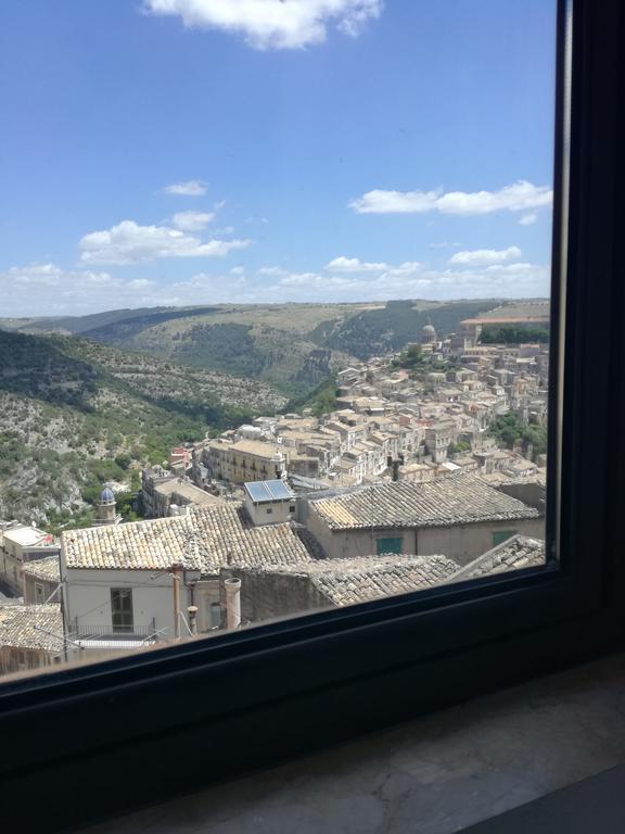Bed and Breakfast Finestre su Ibla Ragusa Exterior foto