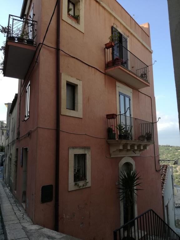 Bed and Breakfast Finestre su Ibla Ragusa Exterior foto
